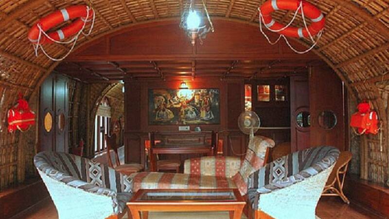 Lake Pearl Houseboat, Alleppey 4